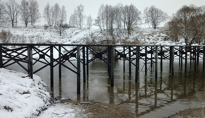 Свайные мосты: надежное решение для преодоления водных преград в Шарыпово от 56832 руб